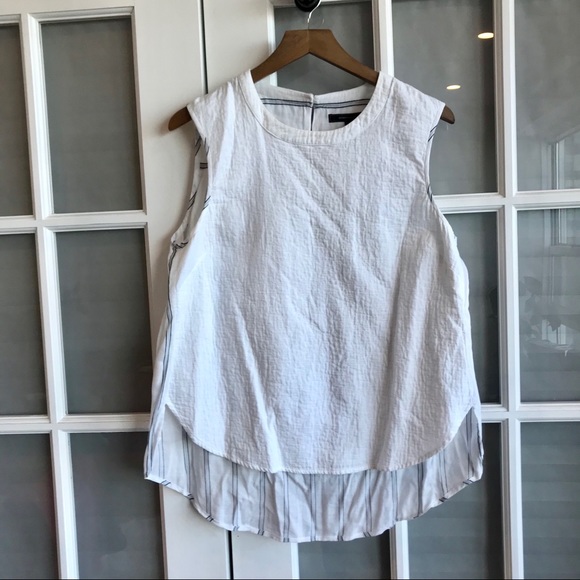 BCBGMaxazria White Stripe Tunic Blouse 🍒4/$20🍒 - Picture 2 of 5